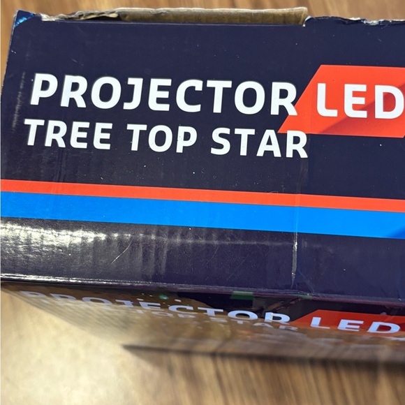 LED Projector Tree Top Star - Picture 3 of 7
